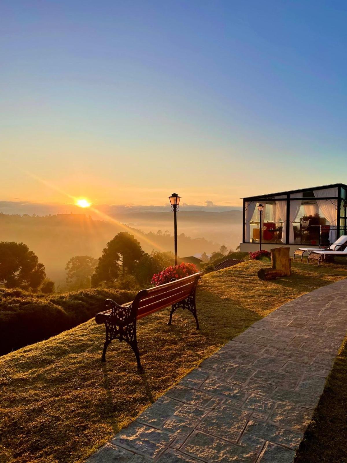 Pousada Ville Le Mont - Campos Do Jordao Bagian luar foto